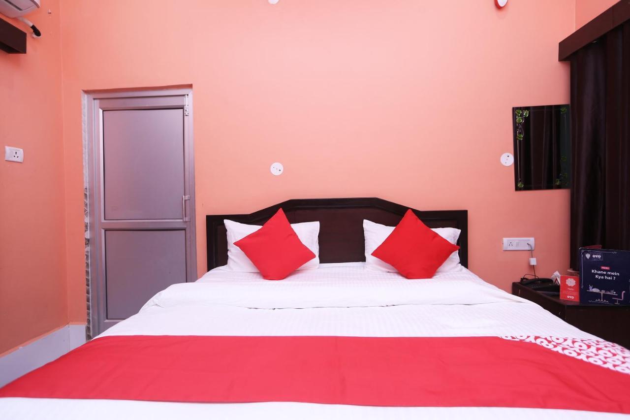 Oyo 22221 Yadav Hotel Bhiwadi Exterior photo